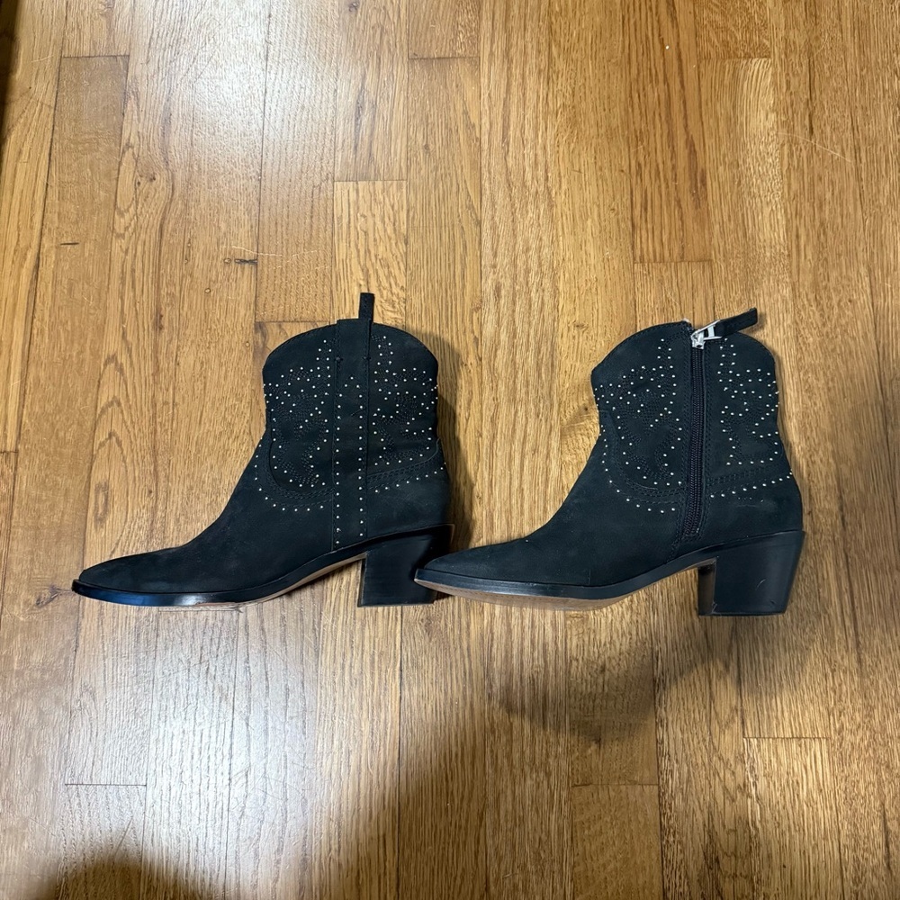 Dolce Vita Solow Stud Western Boot - Picture 3 of 16